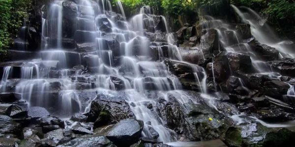 kanto lampo waterfall